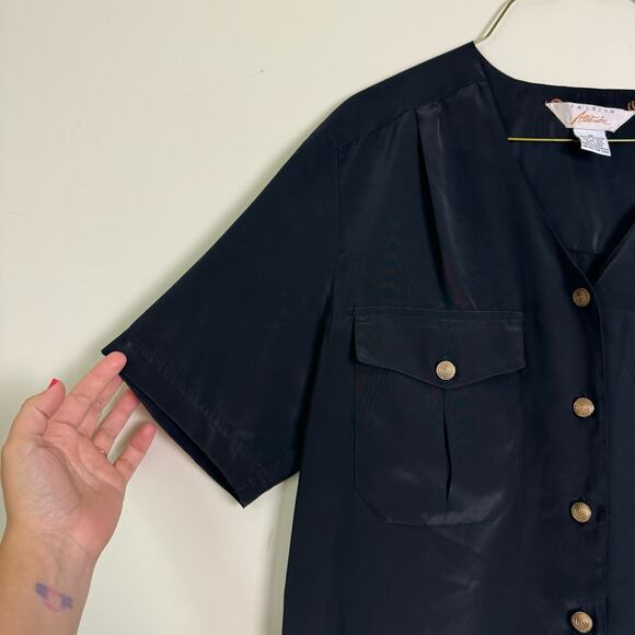 Fashion Attitudes VINTAGE‎ black Silky Short Sleeve blouse gold metal Buttons - Picture 2 of 7